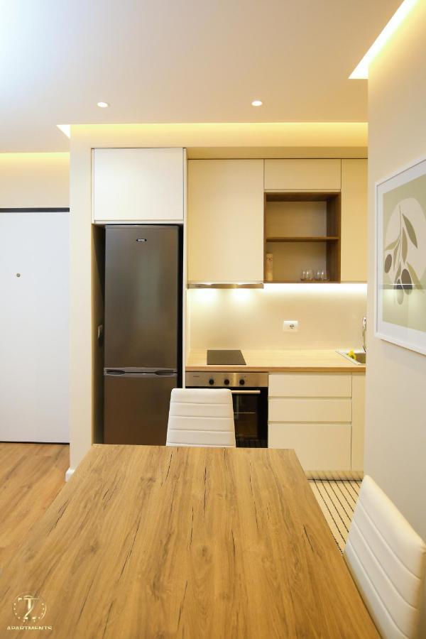 T2 City Apartments Vlore Ngoại thất bức ảnh
