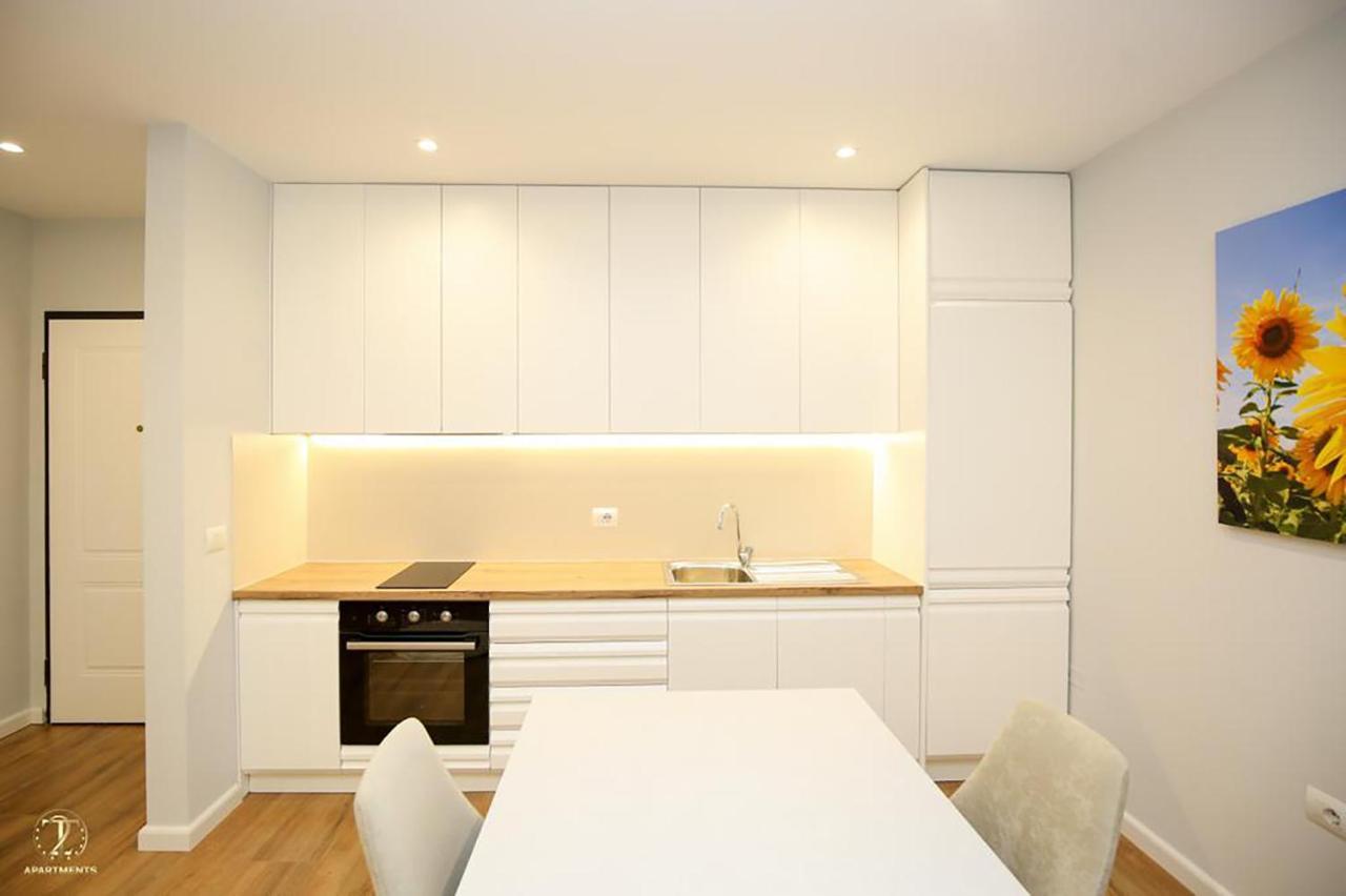 T2 City Apartments Vlore Ngoại thất bức ảnh